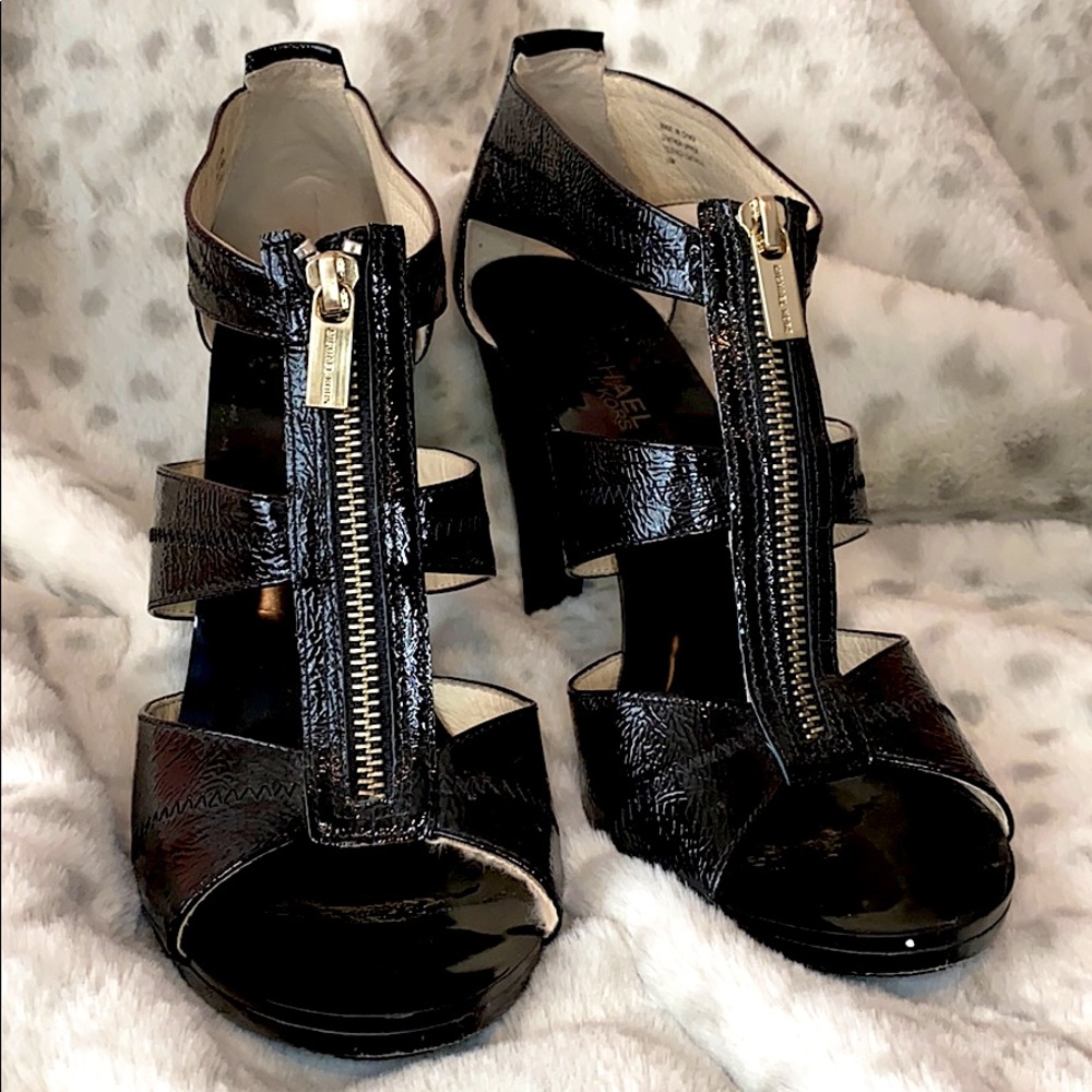 Black Strappy Gold Front Zipper Michael Kors Heels